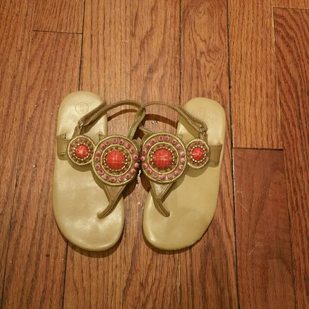 Cute tan Sandals. Sz. 9